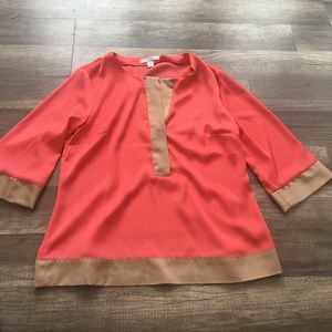 Silky Coral Top. Perfect summer piece! 🏝